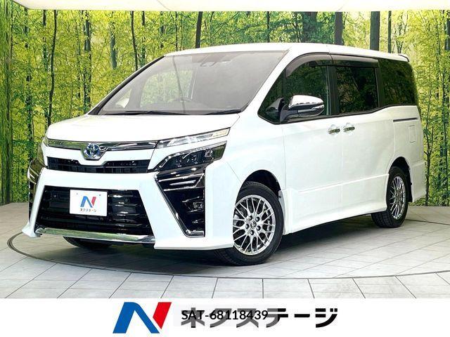 Toyota VOXY HYBRID 2021-06 7360458-0