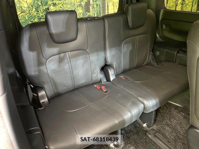 Toyota VOXY HYBRID 2021-06 7360458-9