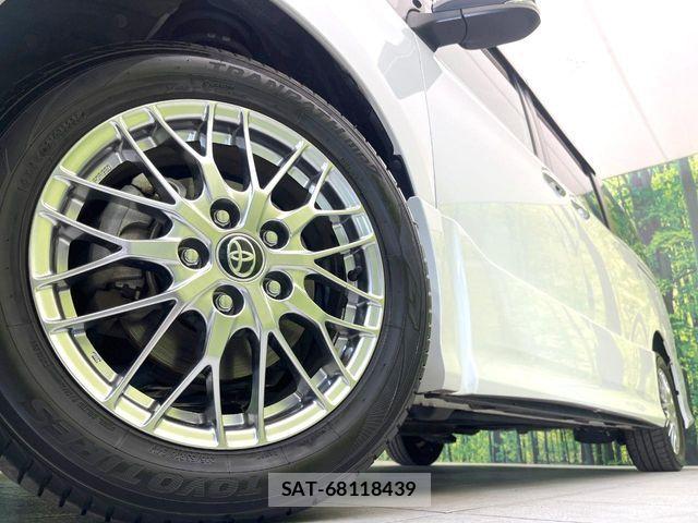 Toyota VOXY HYBRID 2021-06 7360458-13