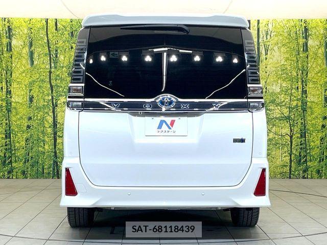 Toyota VOXY HYBRID 2021-06 7360458-15