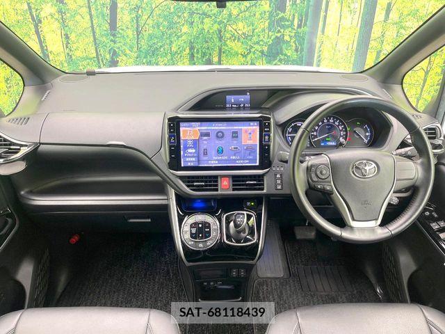 Toyota VOXY HYBRID 2021-06 7360458-1