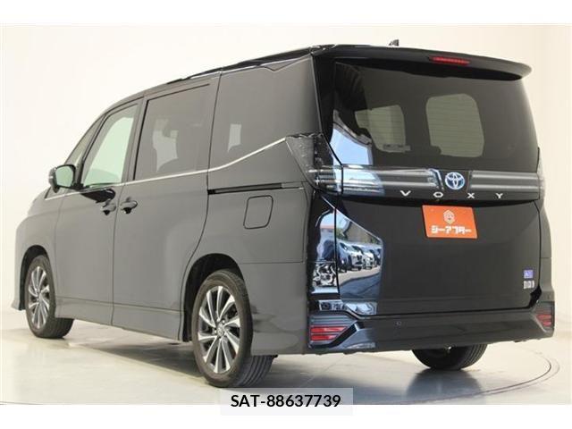 Toyota VOXY HYBRID 2023-02 7394822-9