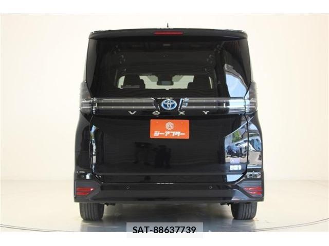 Toyota VOXY HYBRID 2023-02 7394822-10