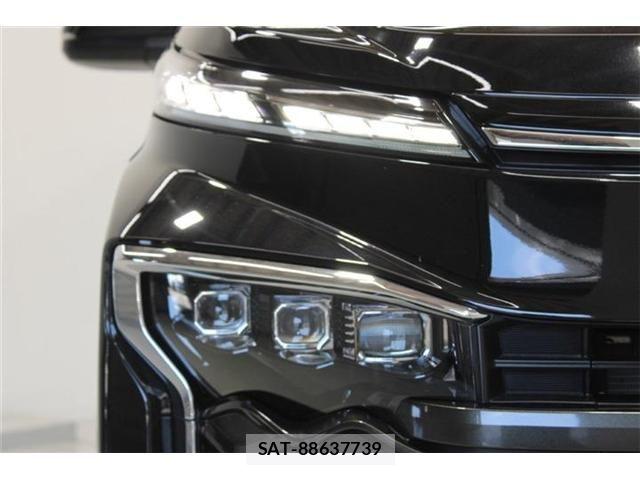 Toyota VOXY HYBRID 2023-02 7394822-16