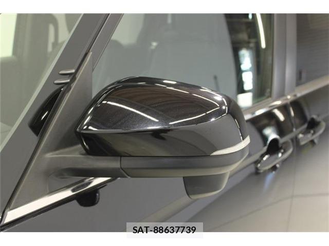 Toyota VOXY HYBRID 2023-02 7394822-19