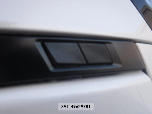 Toyota VOXY HYBRID 2023-03 7394825-9