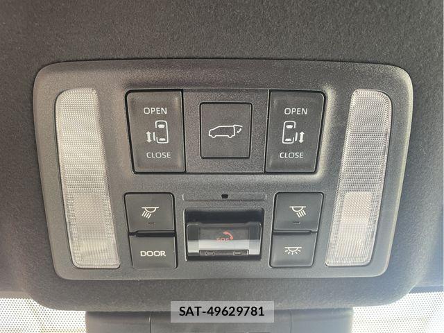 Toyota VOXY HYBRID 2023-03 7394825-12