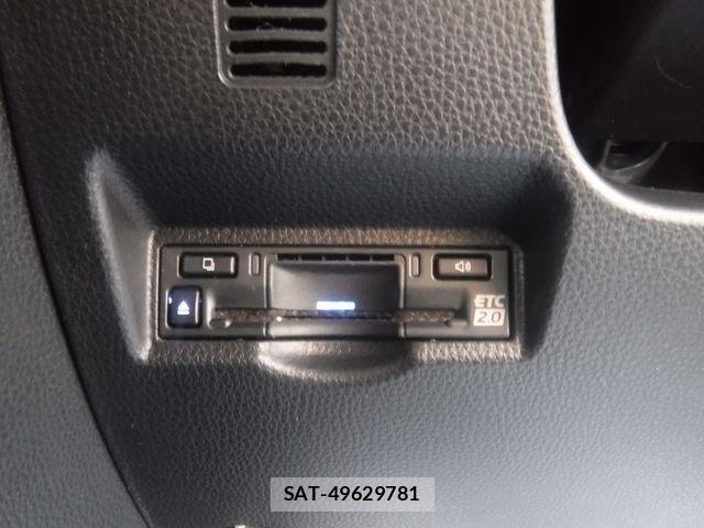 Toyota VOXY HYBRID 2023-03 7394825-15