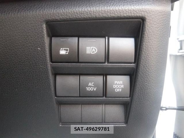 Toyota VOXY HYBRID 2023-03 7394825-21