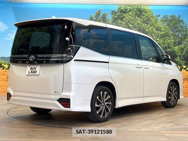Toyota VOXY HYBRID 2025-11 7394790-16