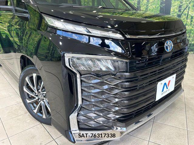 Toyota VOXY HYBRID 2023-08 7394803-13