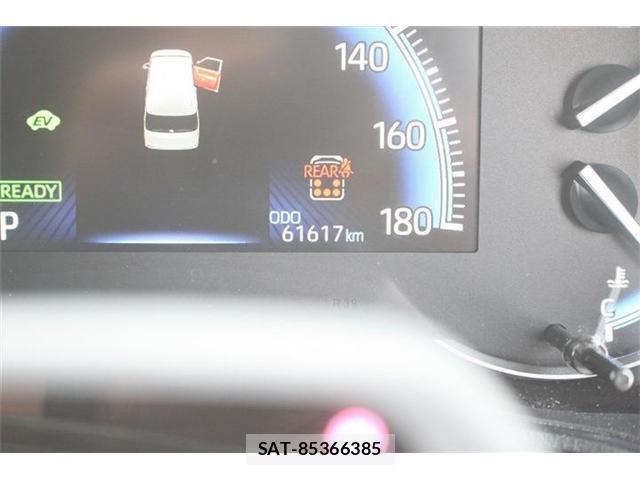 Toyota VOXY HYBRID 2023-06 7394831-19