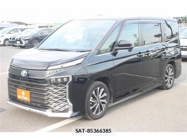 Toyota VOXY HYBRID 2023-06 7394831-24