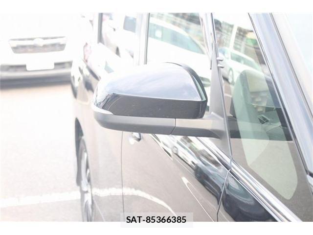Toyota VOXY HYBRID 2023-06 7394831-28
