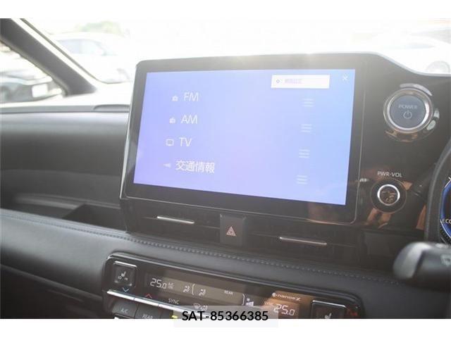 Toyota VOXY HYBRID 2023-06 7394831-4