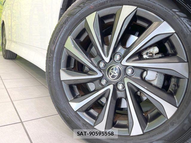 Toyota VOXY HYBRID 2023-08 7394794-12