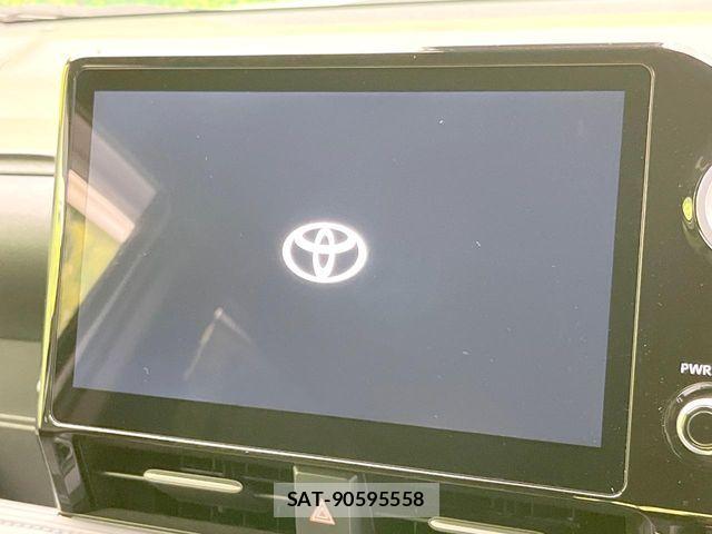 Toyota VOXY HYBRID 2023-08 7394794-4