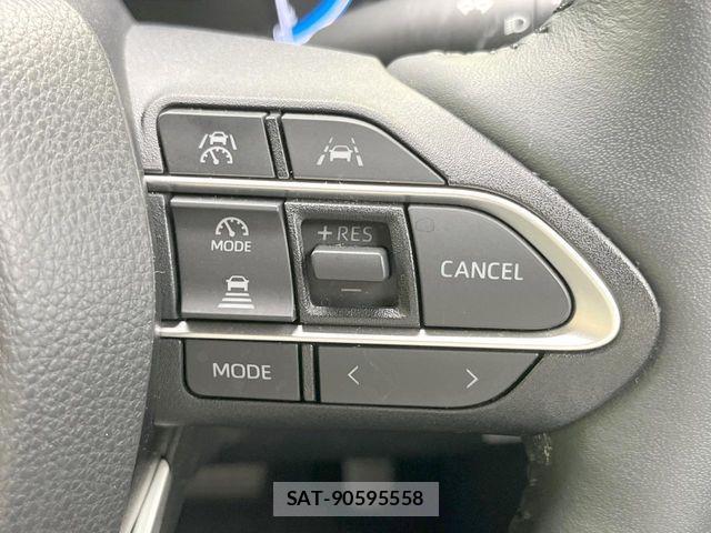 Toyota VOXY HYBRID 2023-08 7394794-6