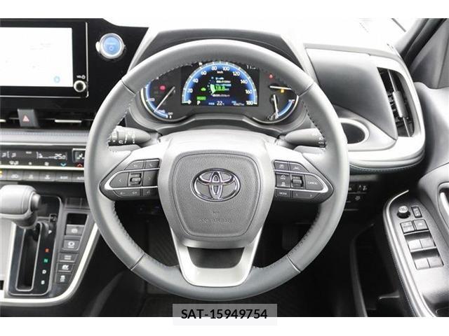 Toyota VOXY HYBRID 2022-03 7394830-19