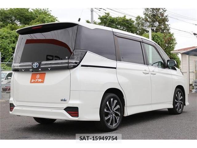 Toyota VOXY HYBRID 2022-03 7394830-22