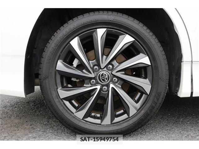 Toyota VOXY HYBRID 2022-03 7394830-29