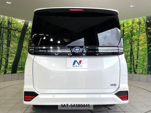 Toyota VOXY HYBRID 2023-07 7394807-15