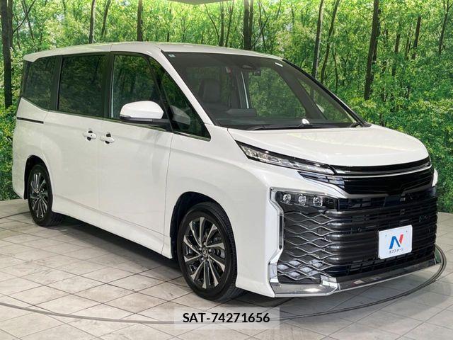 Toyota VOXY HYBRID 2024-08 7394795-16