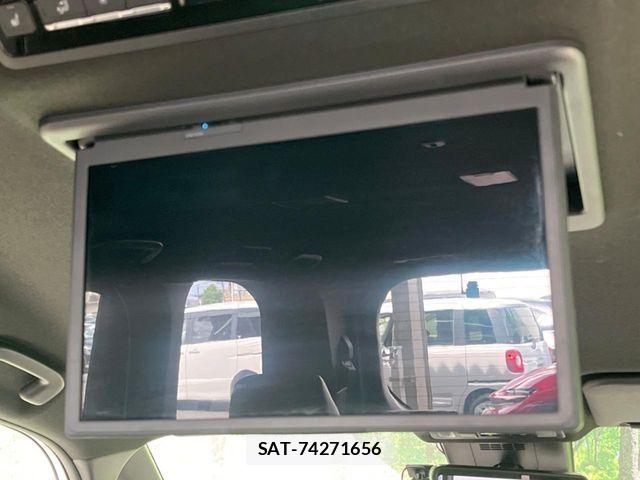 Toyota VOXY HYBRID 2024-08 7394795-4