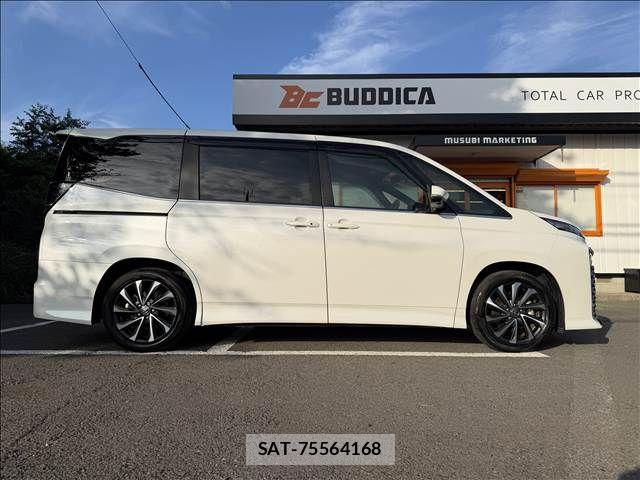 Toyota VOXY HYBRID 2024-05 7394796-6