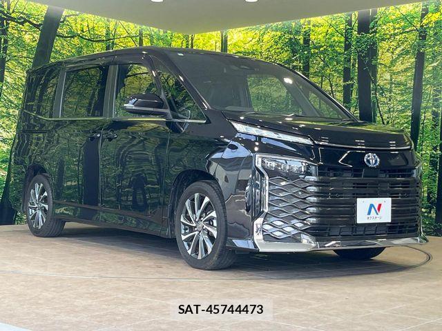 Toyota VOXY HYBRID 2023-06 7394821-16
