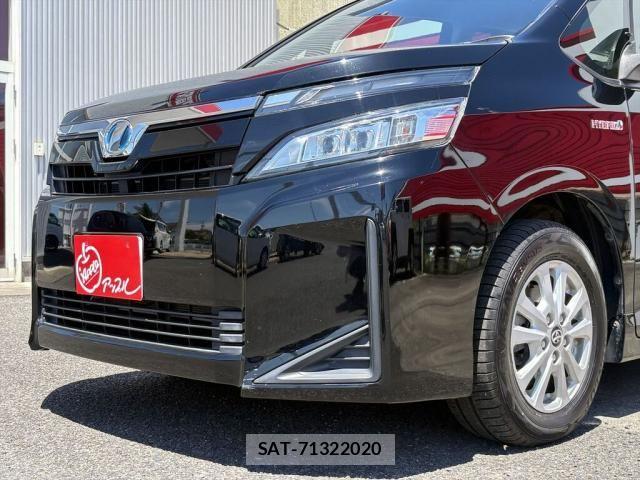 Toyota VOXY HYBRID 2018-02 7394502-10