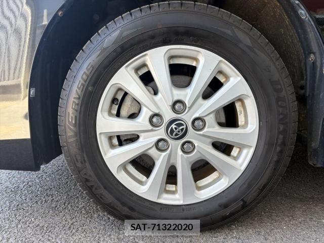 Toyota VOXY HYBRID 2018-02 7394502-25