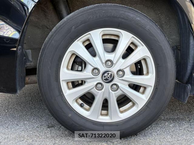 Toyota VOXY HYBRID 2018-02 7394502-26