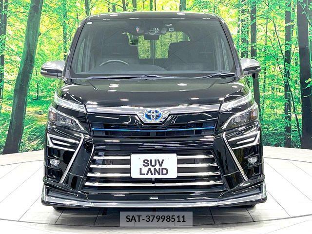 Toyota VOXY HYBRID 2020-07 7394826-16