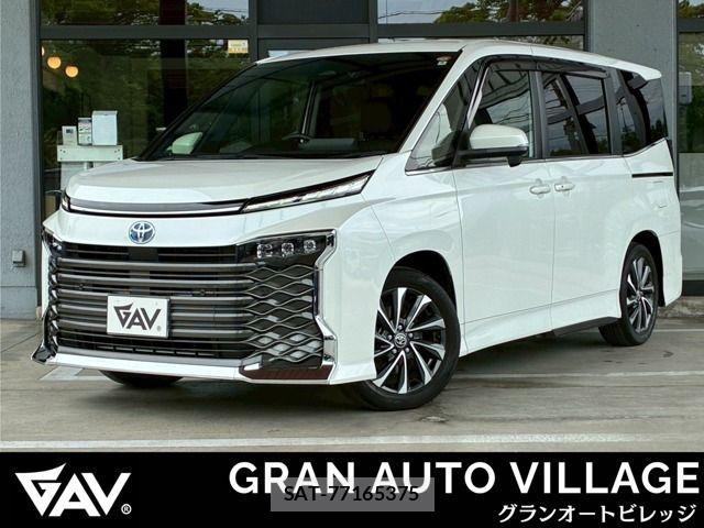 Toyota VOXY HYBRID 2022-09 7390995-0