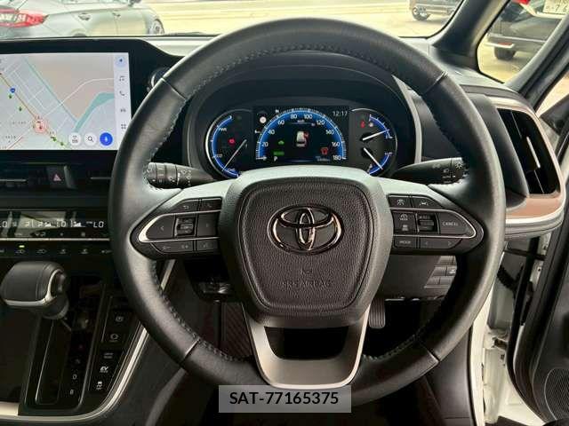 Toyota VOXY HYBRID 2022-09 7390995-9
