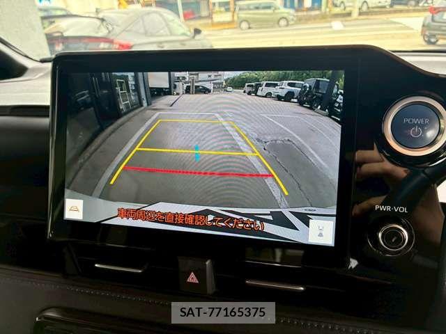 Toyota VOXY HYBRID 2022-09 7390995-16