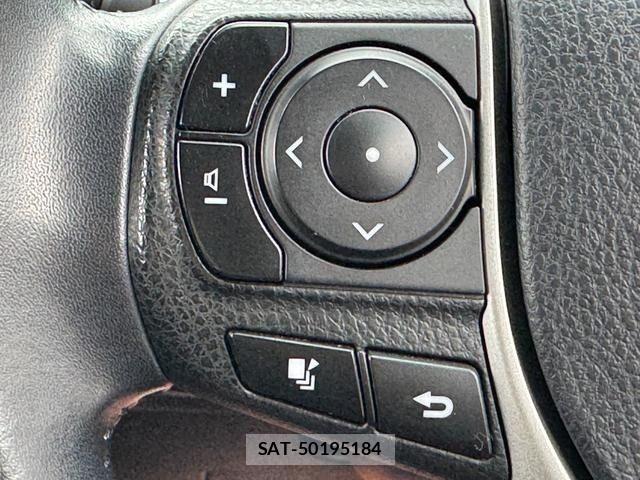 Toyota VOXY HYBRID 2014-05 7394833-13