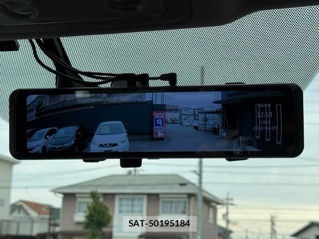 Toyota VOXY HYBRID 2014-05 7394833-29