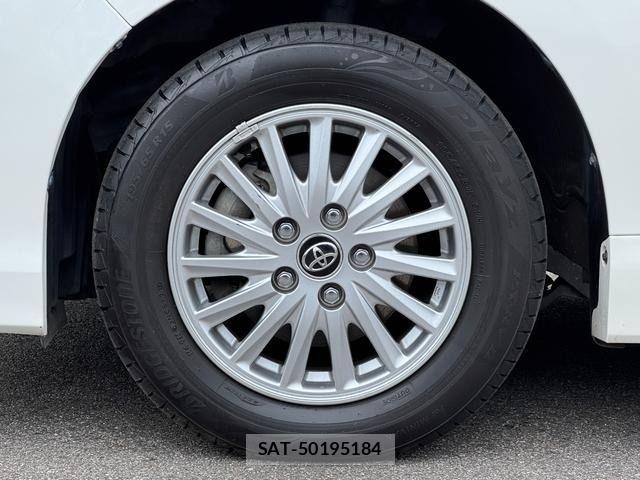 Toyota VOXY HYBRID 2014-05 7394833-7
