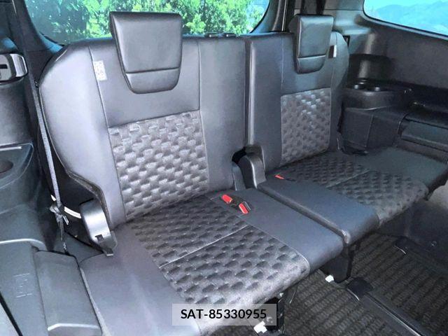 Toyota VOXY HYBRID 2025-06 7394789-9