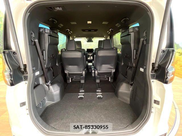 Toyota VOXY HYBRID 2025-06 7394789-10