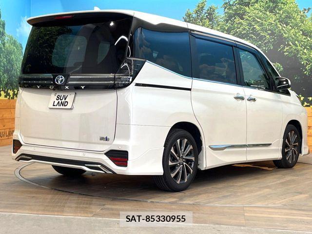 Toyota VOXY HYBRID 2025-06 7394789-16