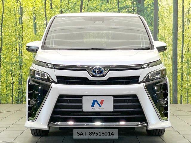 Toyota VOXY HYBRID 2020-09 7394832-14