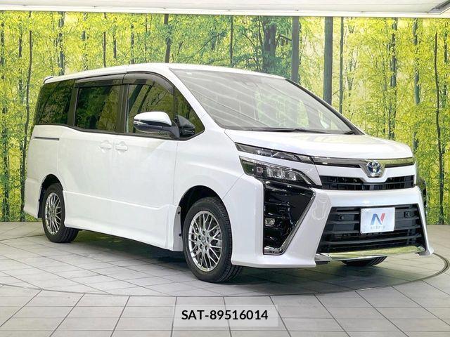 Toyota VOXY HYBRID 2020-09 7394832-16