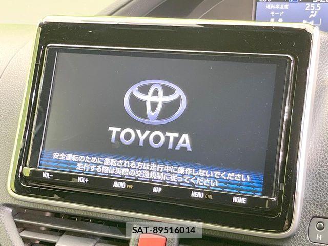 Toyota VOXY HYBRID 2020-09 7394832-3