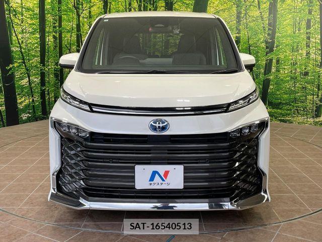 Toyota VOXY HYBRID 2022-10 7394797-14