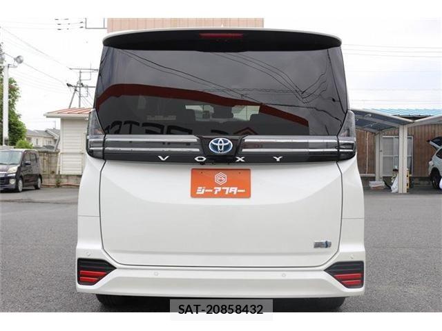 Toyota VOXY HYBRID 2023-06 7394824-10