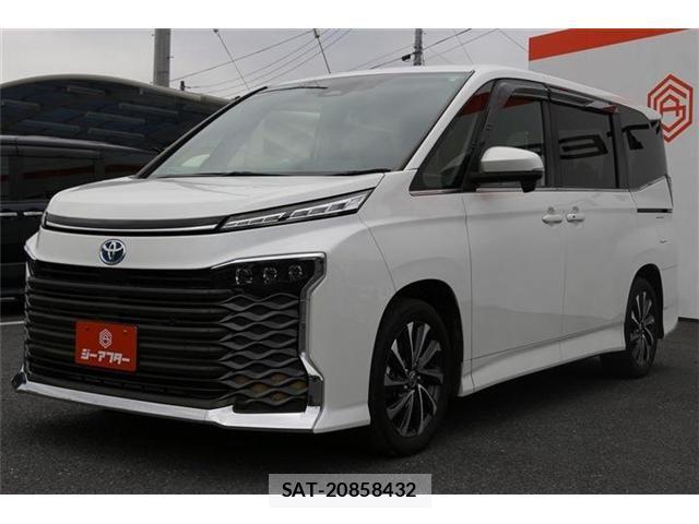 Toyota VOXY HYBRID 2023-06 7394824-25