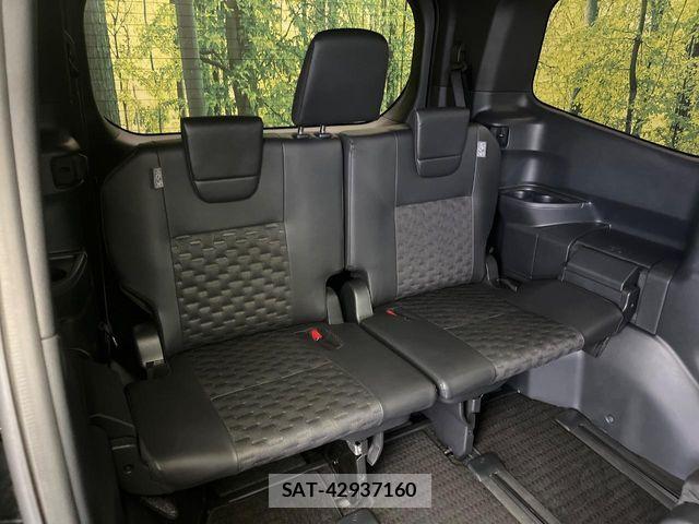 Toyota VOXY HYBRID 2024-01 7394793-10